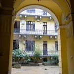 Beautiful Large F27 Apartment *